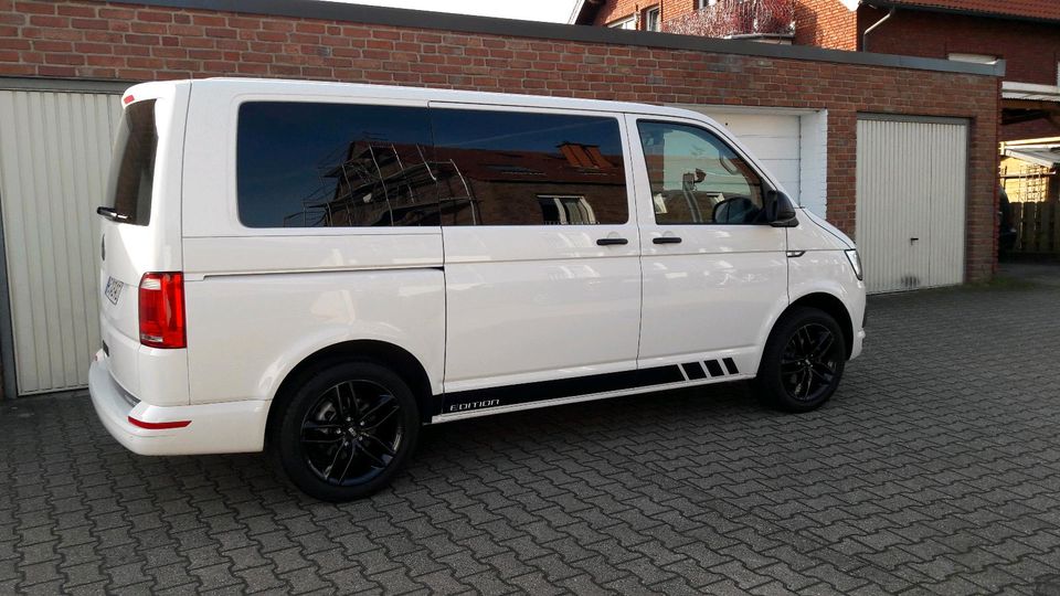 VW T6 Multivan Trendline in Grevenbroich