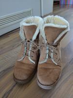 UGG Australia Stiefeletten Gr. 40 (passt Gr. 38) West - Nied Vorschau