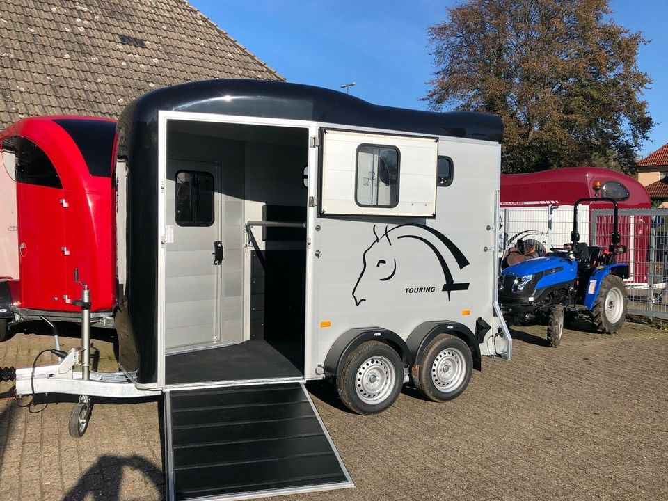 1,5er PFERDEANHÄNGER CHEVAL LIBERTE TOURING ONE  100km/h in Bremen