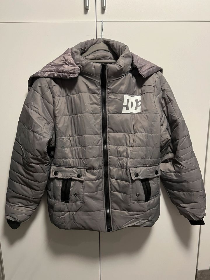 Übergangsjacke Damen grau Gr. XL in Fell