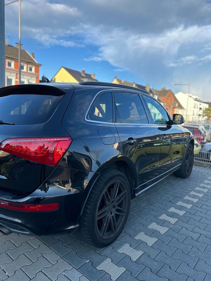 AUDI Q5 3.0 TDI STH,SH,KRA,Voll Ausstattung in Köln