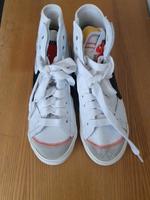 NIKE Sneaker high Gr.40 weiß/schwarz Thüringen - Eisenach Vorschau