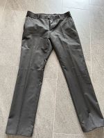 Anzughose Esprit Herren schwarz Slim Fit Gr. 50 Kr. Dachau - Markt Indersdorf Vorschau