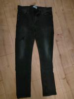Jeans mit Löchern Asos Design W29 L30 Brandenburg - Nauen Vorschau