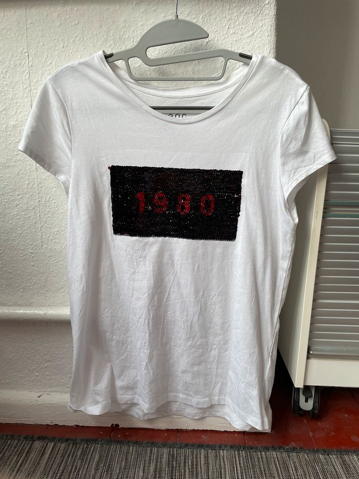 T-shirt Esprit weiß mit Wendepaillletten Größe M ungetragen Damen in Berlin