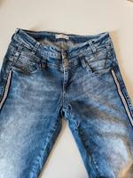 Tredy Damenjeans gr 40 Hessen - Kelkheim Vorschau