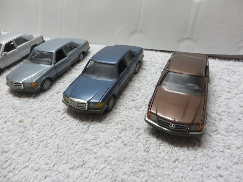 KONVOLUT  BMW 1:43  MB NZG COURSOR 1:35 etc. zus. 60 € in Essen