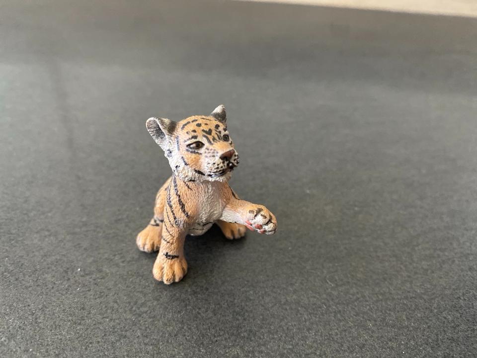 Original Schleich - 14372, 14369 Tiger und 14373 Löwe in Heusweiler