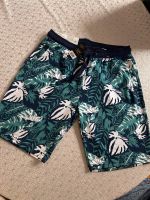 Kurze Shorts Sweatshorts Hose Gr. M 48/50 Neu Hessen - Herborn Vorschau