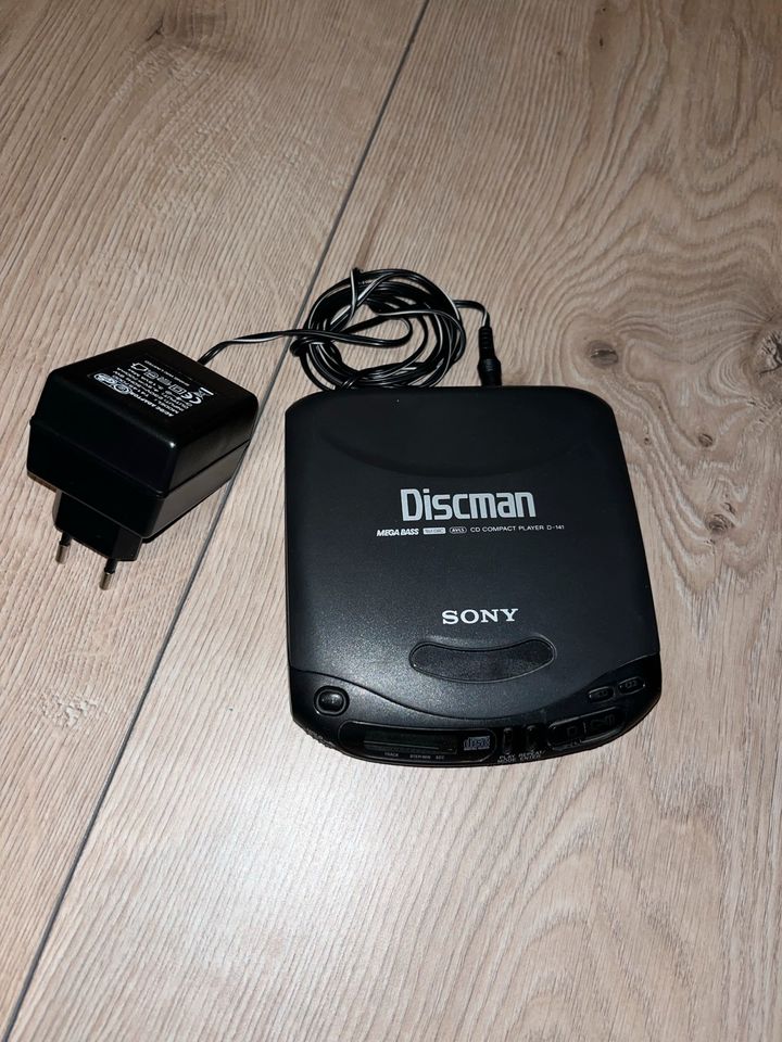 Sony Discman d141 mit case und cd fächern in Rosengarten