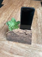 Handyhalter iPhone Samsung Halter Massivholz Handarbeit Geschenk Nordrhein-Westfalen - Krefeld Vorschau