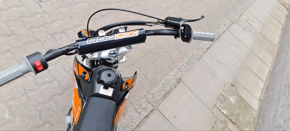 Dirt Cross Bike Motor Bike 125cc 12/14  17/14 Automatik Kickstart in Hamburg