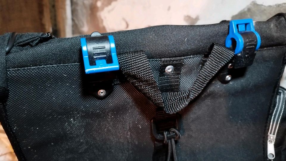 Bikepacking Gepäck Taschen wasserdicht Universal in Köln