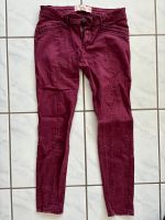 Hollister Damen Mädchen Hose skinny Größe 26 rot Zara Mango H&M Köln - Porz Vorschau