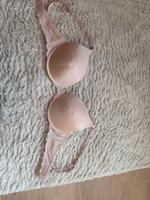 Hunkemöller BH Gr. 85C Hautfarben mit Spitze & Push Niedersachsen - Stade Vorschau