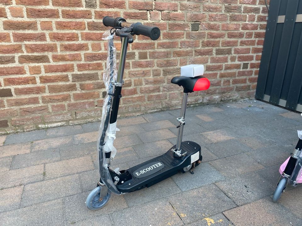 E-Scooter Elektroroller für Kinder ab 6 SCHWARZ mit Sitz in Goch