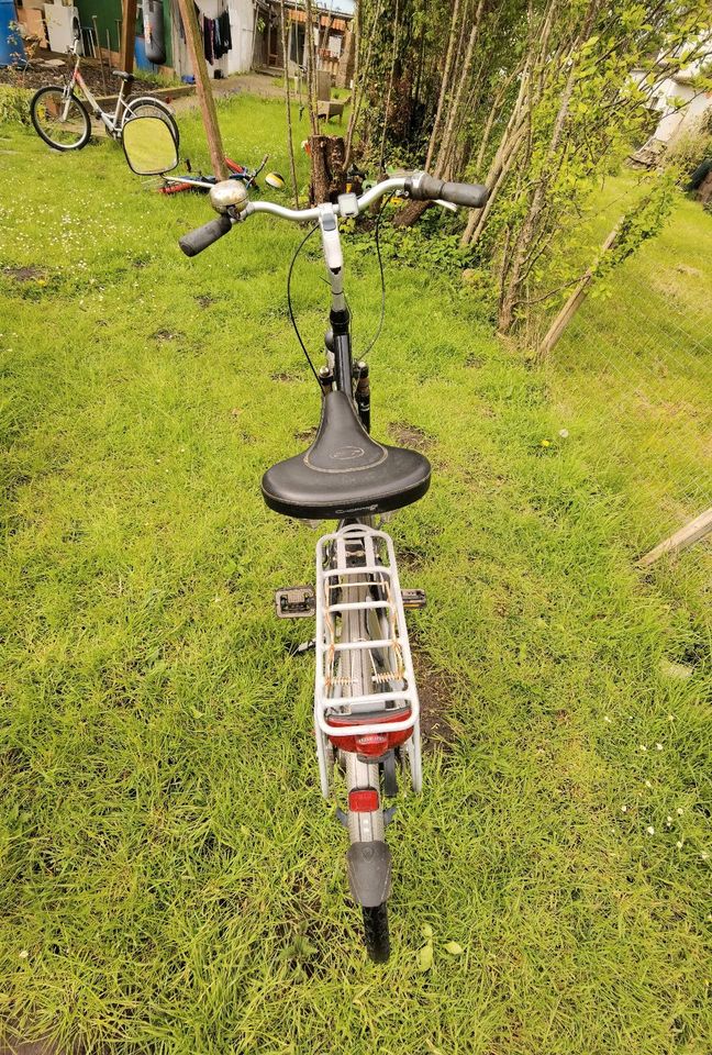 Ein Fahrrad vür jungs und Mädels in Brake (Unterweser)