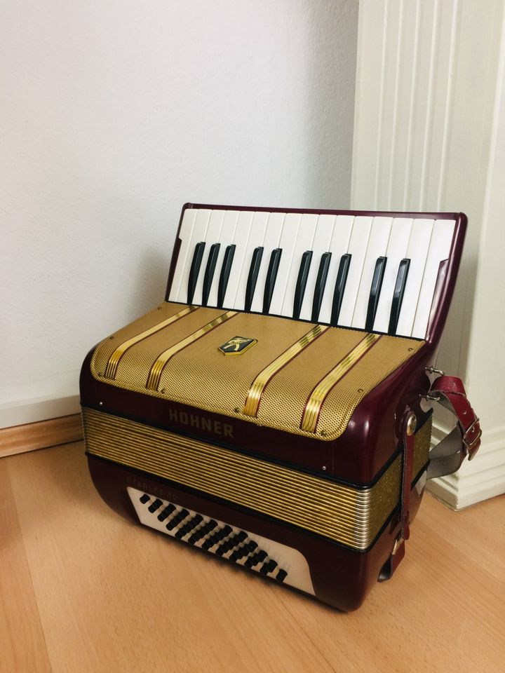 HOHNER STARLET-Akkordeon-Schifferklavier-Ziehharmonika-TOPZUSTAND in Bochum