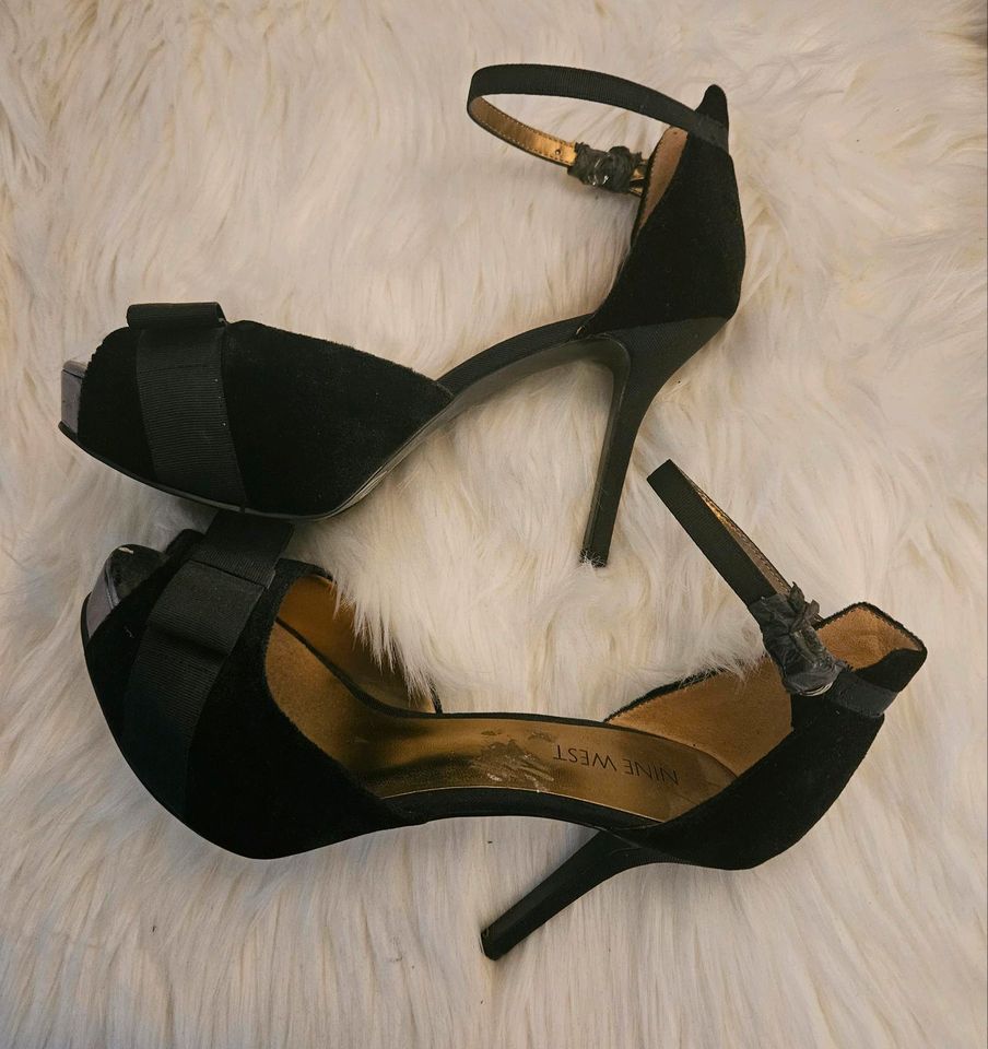 NINE WEST Pumps Heels Gr. 6,5M in Berlin