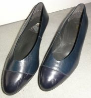 Pumps ara Elegance Echtleder dunkelblau - Gr. 5 F1/2 ungetragen Niedersachsen - Lehrte Vorschau