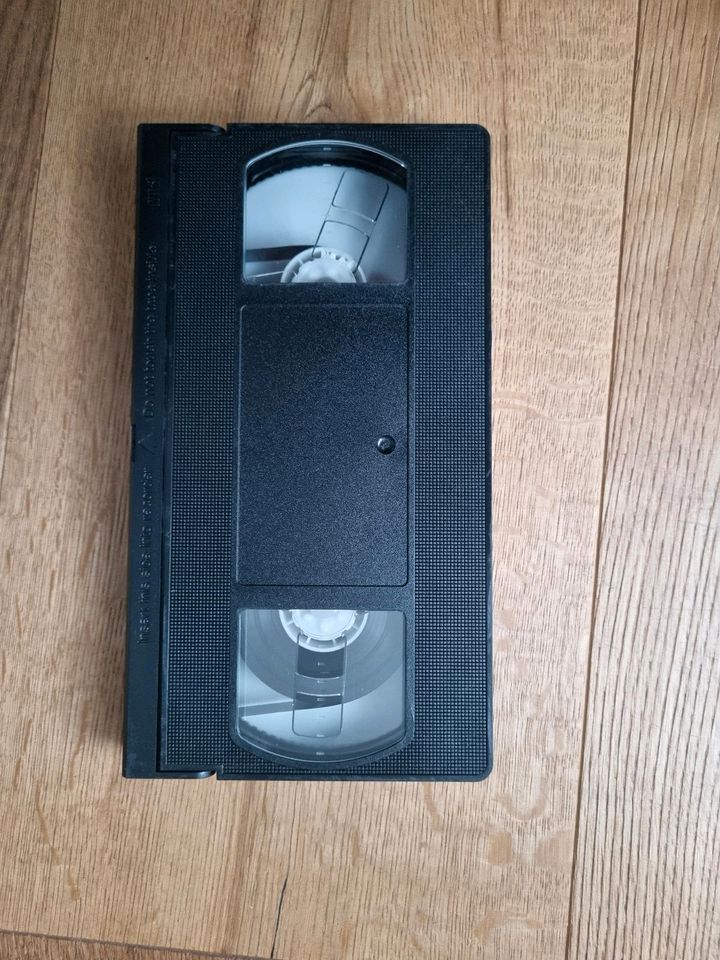 Disney's - Dinosaurier (2000), VHS in Herborn