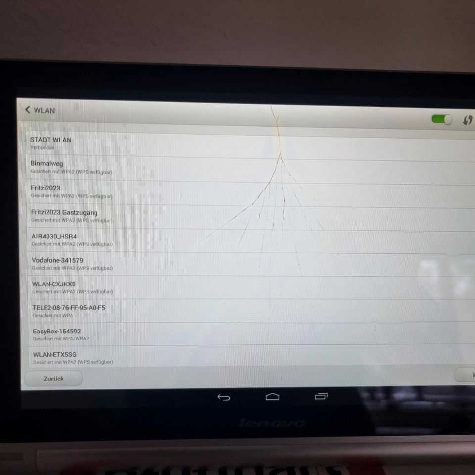 Lenovo Yoga 10 Tablet in Stuttgart