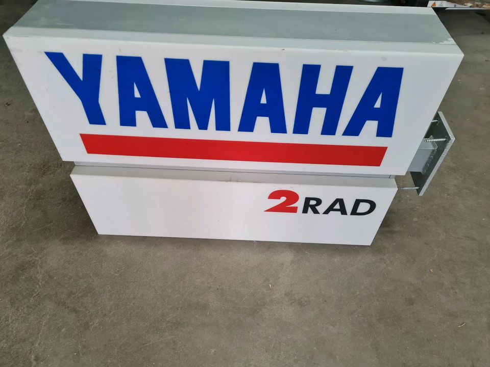 Yamaha 2 Rad Moped Motorrad Leuchtreklame in Haigerloch