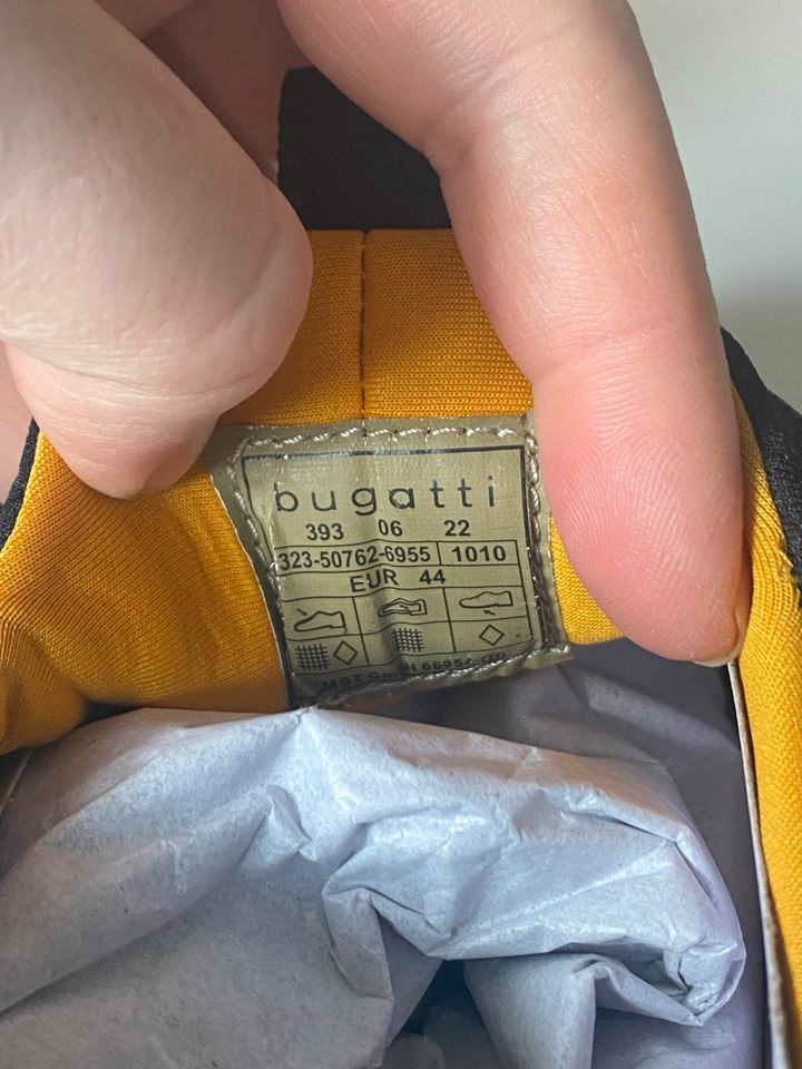 Bugatti Sneaker 44 Neu!!! in Ratingen