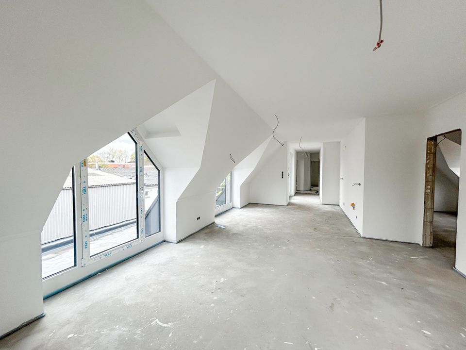 PROVISIONSFREI - KfW 40 EE! Schöne Dachgeschosswohnung im Penthouse-Stil! in Oldenburg