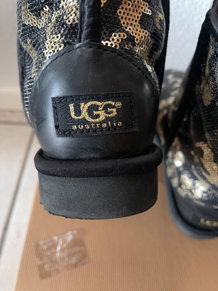 UGG Australia • 38 • Lammfell• schwarz/Gold• Sierra Sparkles OVP in Dortmund