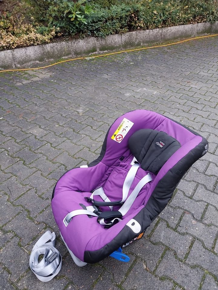 Britax Römer Max-Way Reboarder in Bielefeld