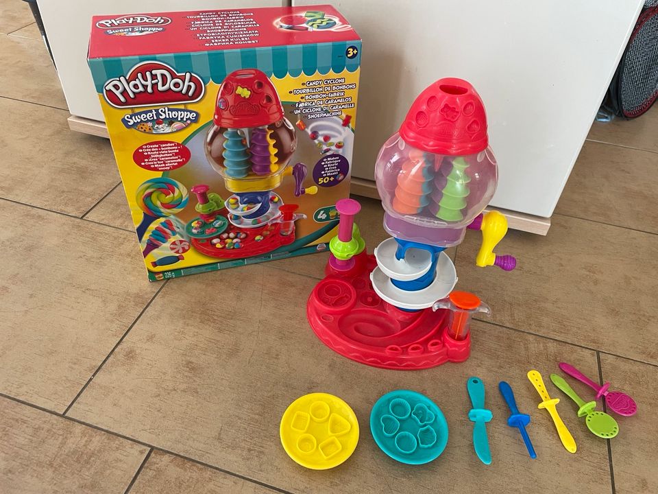 Play-Doh Knetmaschine Bonbon Fabrik in Bruttig-Fankel