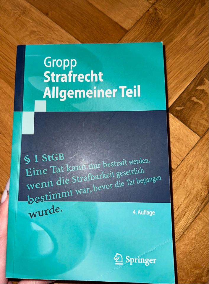 Jura/Strafrecht/Allgemeiner Teil/Gropp/Jurabücher/StGB/Buch in Melsungen