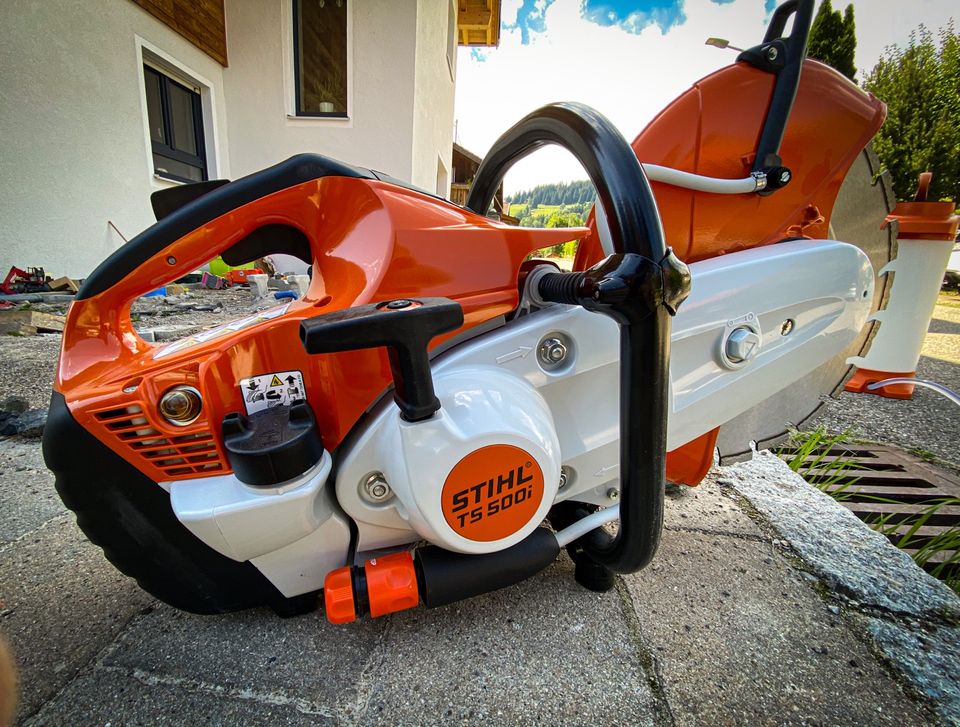 STIHL Motorflex 500i mit Diamantscheibe mieten! in Rettenberg