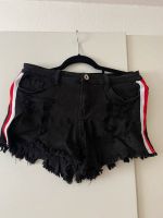 Schwarze Jeansshorts Hello Miss Größe M Nordrhein-Westfalen - Gummersbach Vorschau