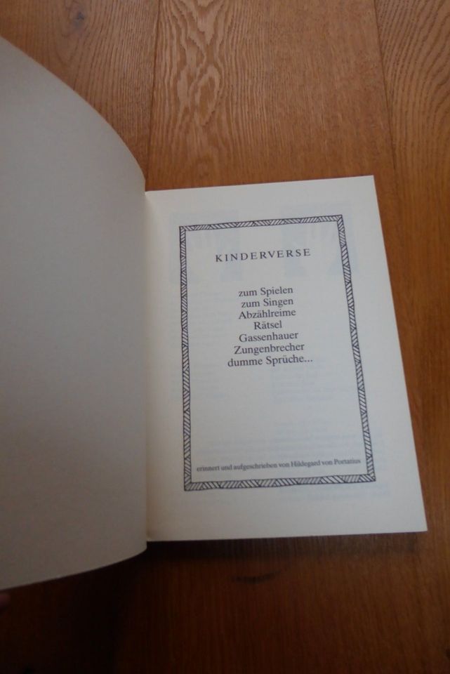 Alte Kinderverse Buch Hildegard von Portatius neuwertig in Hannover