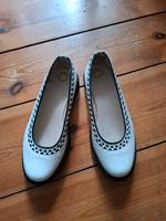 Doc Martens Dr. Martens Ballerina Vintage selten Größe 38 Berlin - Treptow Vorschau