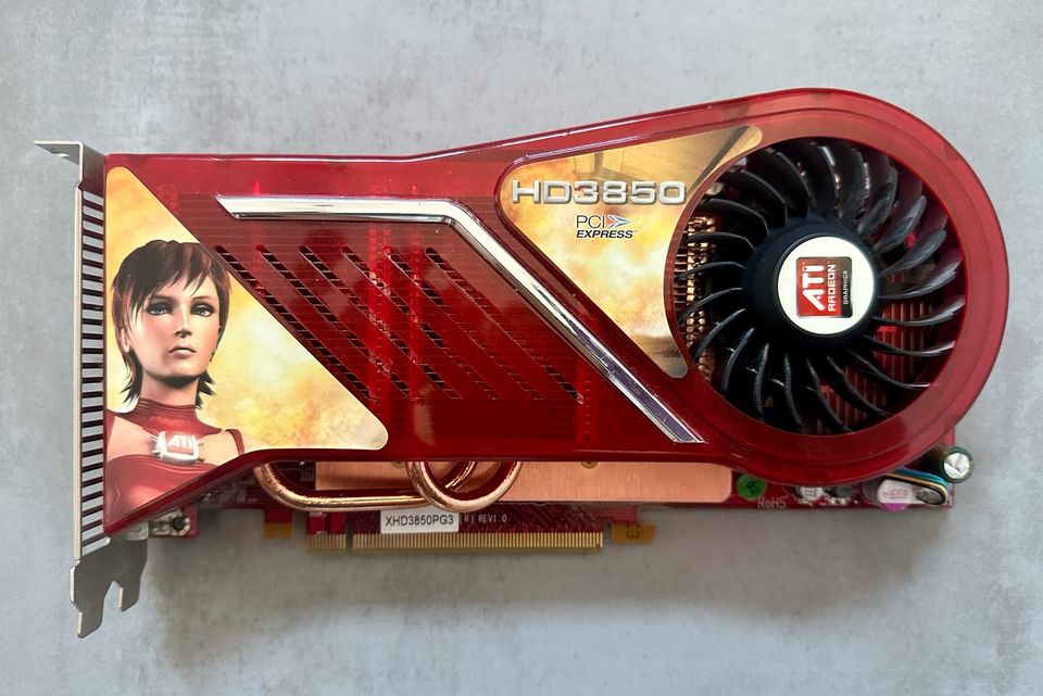 Radeon HD 3850 512MB PCIe Grafikkarte Computer PC Card XHD in Burgstetten