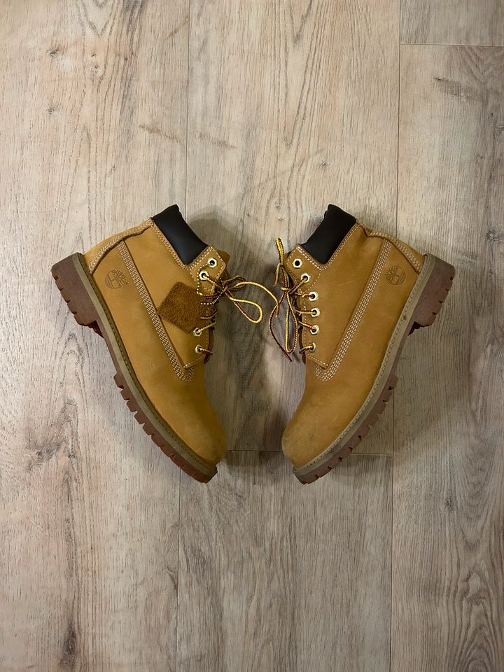 Timberland Premium 6 IN Waterproof Boot Nubuck, US3/35, getragen in Düsseldorf