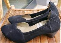 Think! damen Pumps gr.41 schwarz neu,Wildleder West - Unterliederbach Vorschau