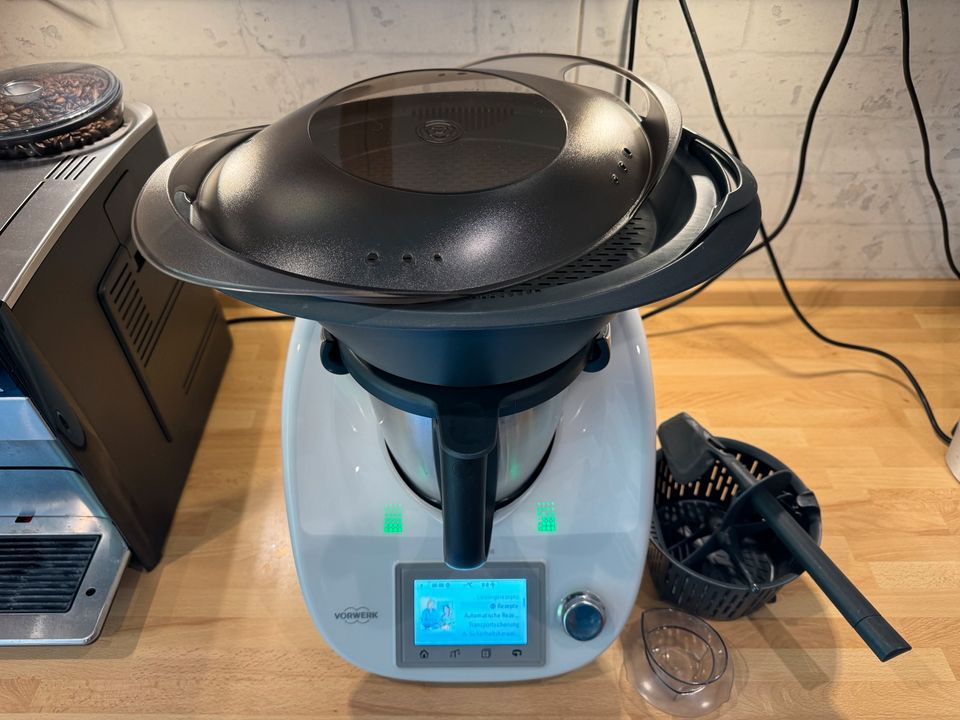 Thermomix TM 5 leicht defekt, aber funktionstüchtig in Berlin