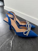 Zara Slipper Riemchen Pumps Sandalen Gr 41 wie neu blau Schleife Nordrhein-Westfalen - Hagen Vorschau