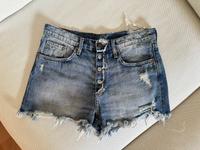 H+M Jeansshorts 36 High waist rise Jeans Shorts blau 90er 2000er Bayern - Heßdorf Vorschau
