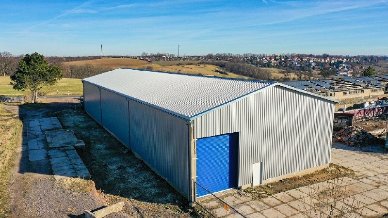 Beste Verkehrsanbindung | Moderne Lagerhalle mit ca. 700 m² im Erstbezug nach Sanierung in Freital