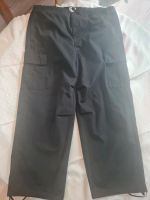 WEEKDAY Cargohose - regular fit- schwarze Hose in Größe XL Saarland - Völklingen Vorschau