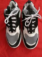 Calvin Klein Sneaker  schwarz/weiß Größe 41 bzw. 10 1/2 (UK) Niedersachsen - Jesteburg Vorschau