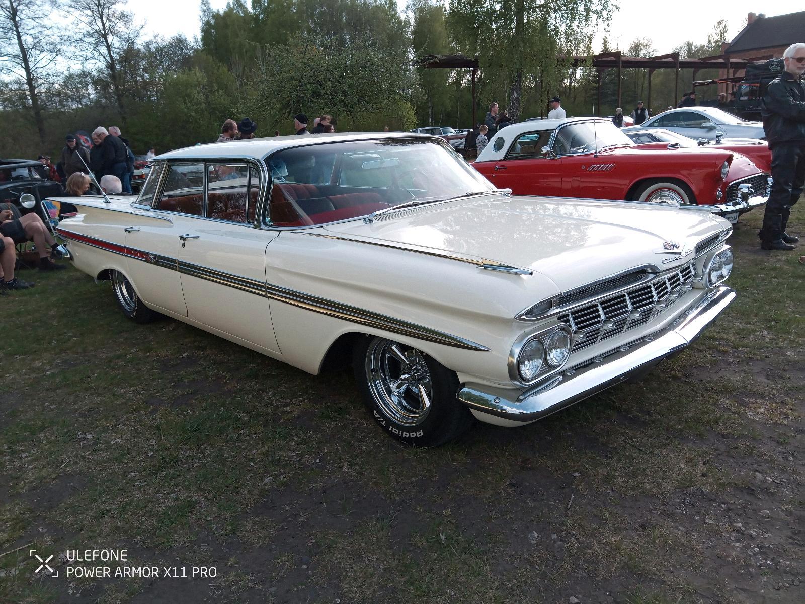 Abbildung des Autos Chevrolet Impala, Biscay…