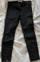 Hollister Jeans 3 W26 Cropped Anthrazit Sachsen-Anhalt - Blankenburg (Harz) Vorschau