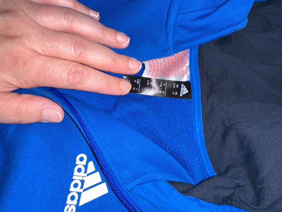 Adidas Jogginganzug Gr. 92/98 in Mengerskirchen