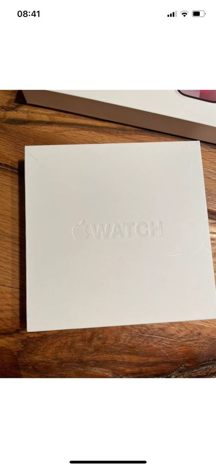 Karton Schachtel Box Für Apple Watch 9 41mm Pink Modell A2978 in Kirchseeon